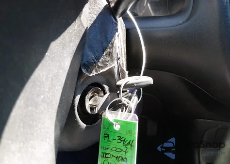 2004 Honda Civic Vp из США, поврежденный, VIN 1HGEM22194L025013